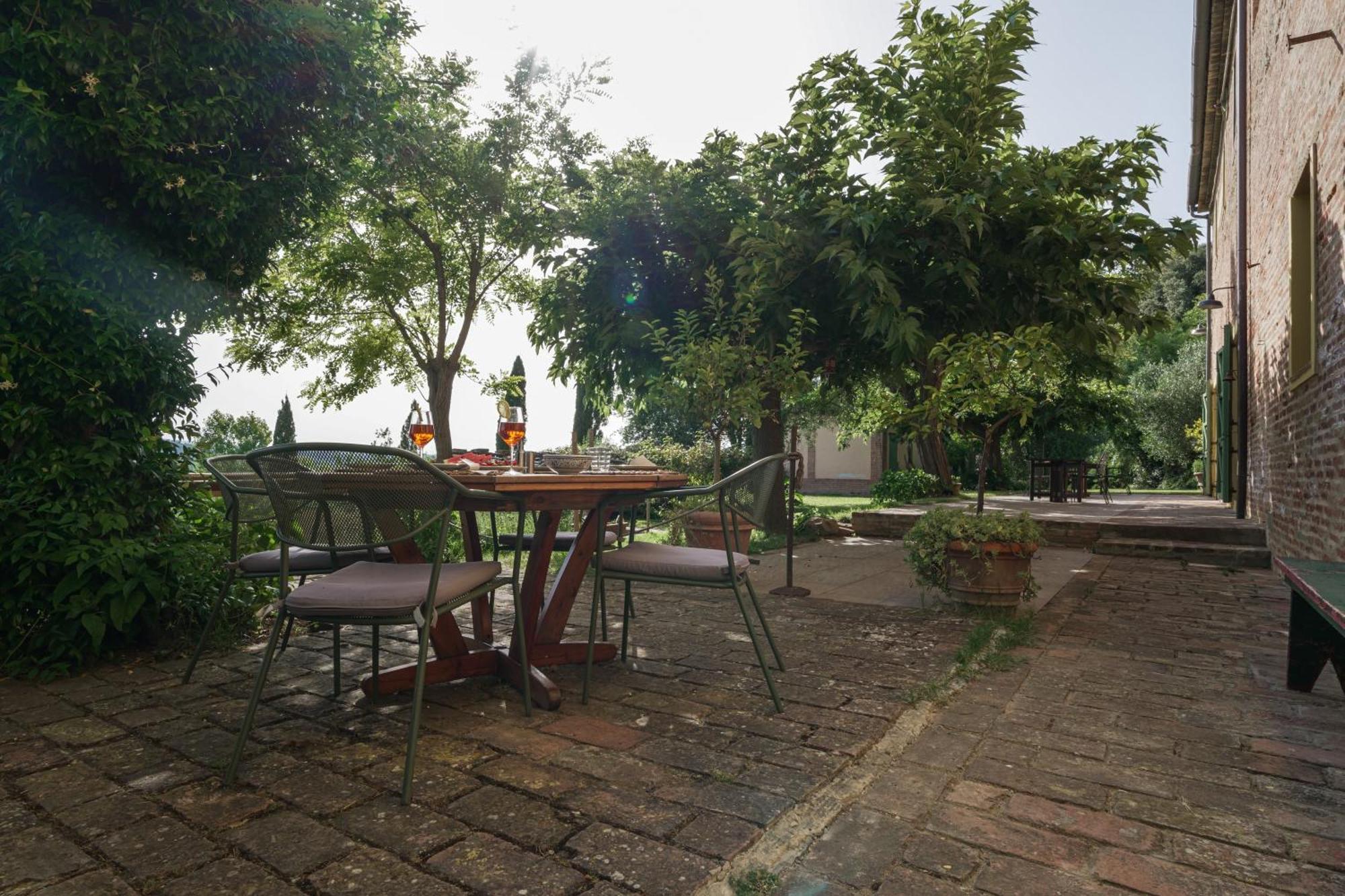 Agriturismo La Ca'Solare Palaia Ngoại thất bức ảnh